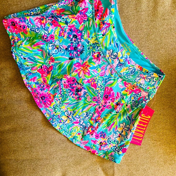 Lilly Pulitzer new with tags adorable skort! XXS - Picture 1 of 5